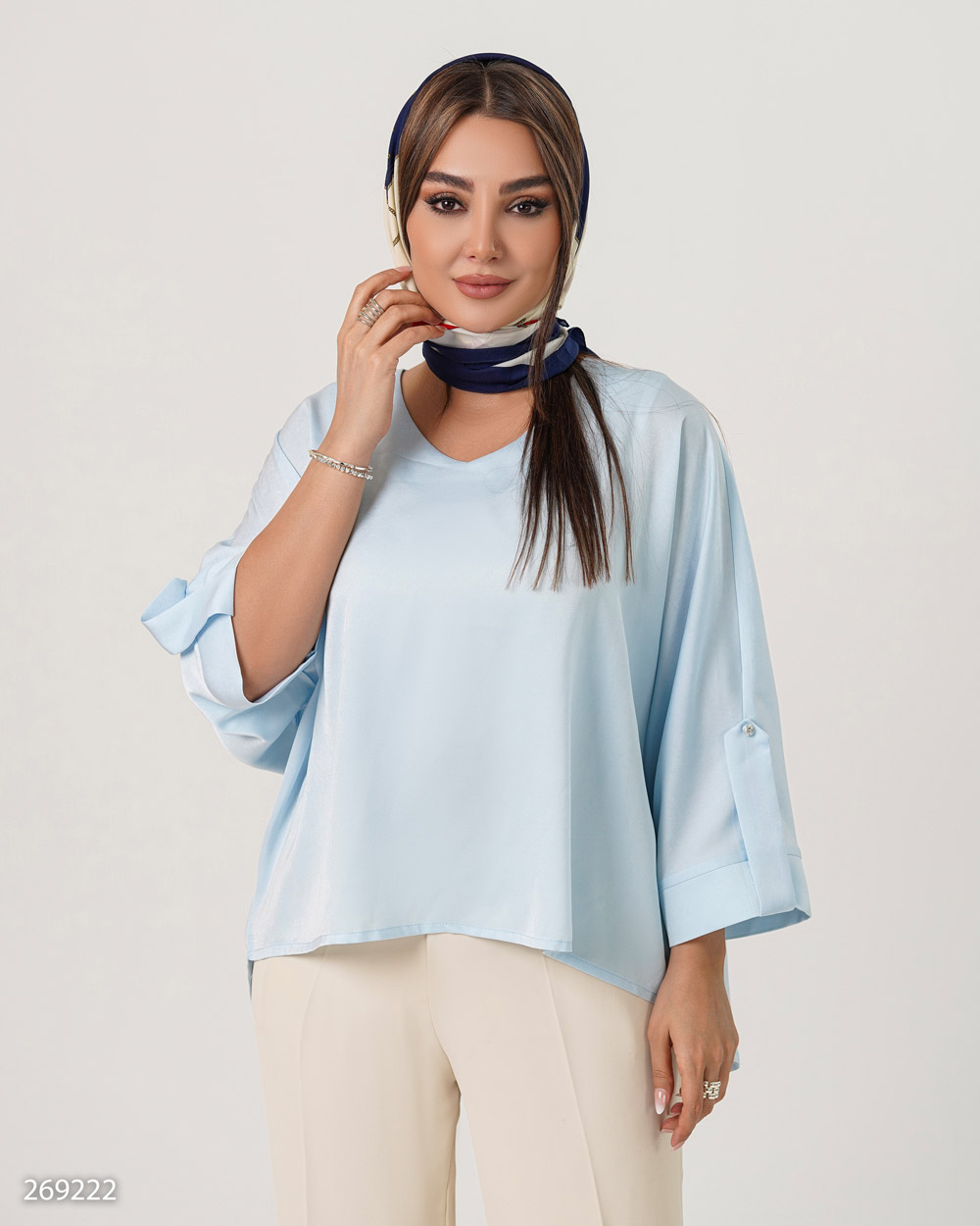 شومیز یقه گرد مدل تامارا کد 5002692