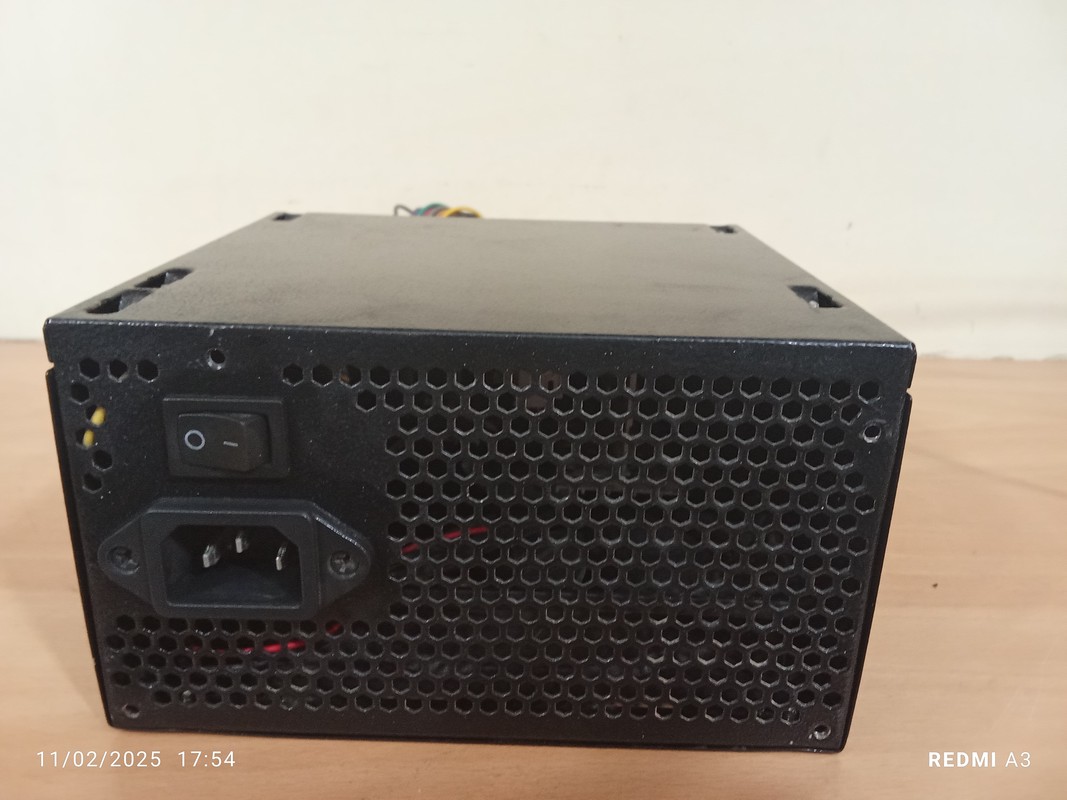 پاور 24پین GLT مدل ATX 1800-حداکثر توان 340 وات(استوک)