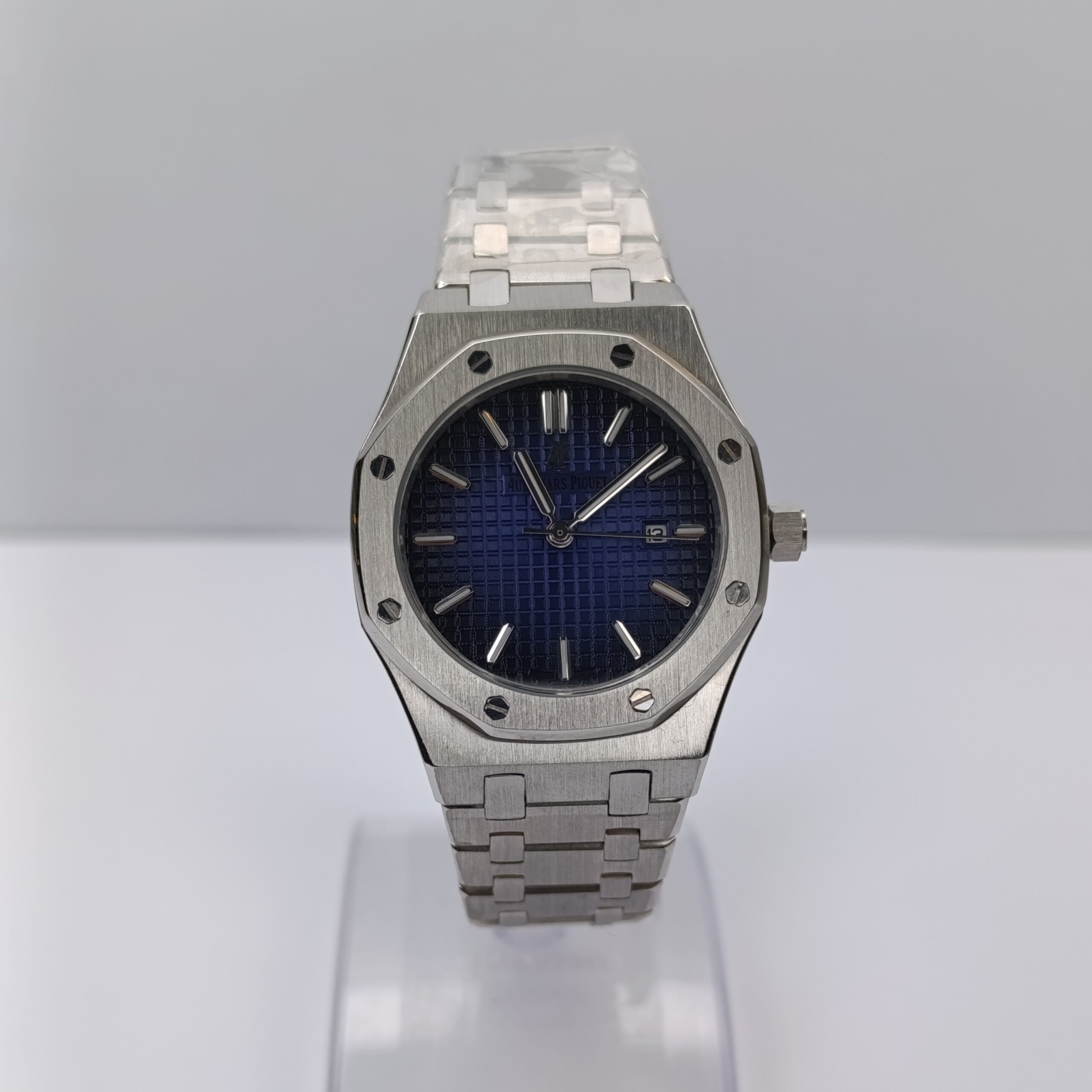 ساعت زنانه ای پی بند استیل صفحه سورمه ای AUDEMARS PIGUET
