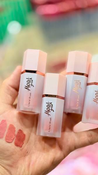 رژگونه مايع پددار مودا