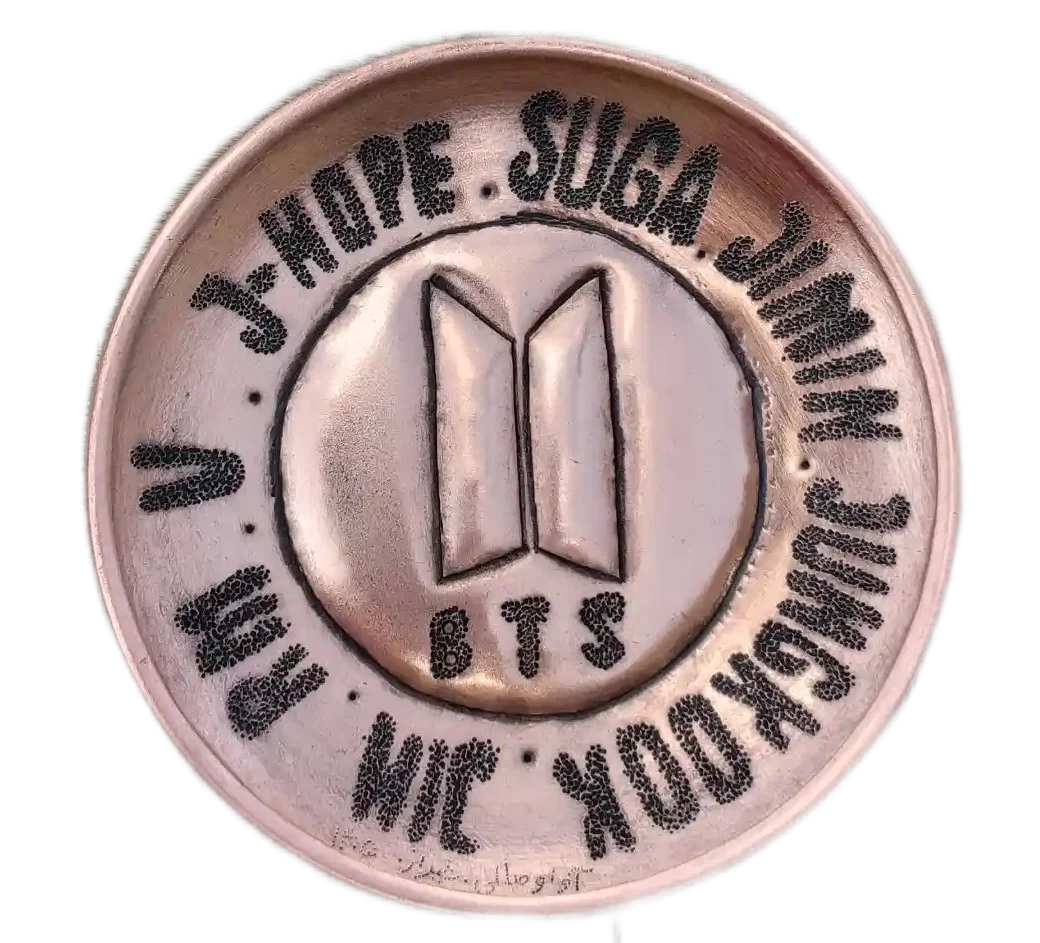 بشقاب ۱۰ سانتی مس ریزه قلم BTS