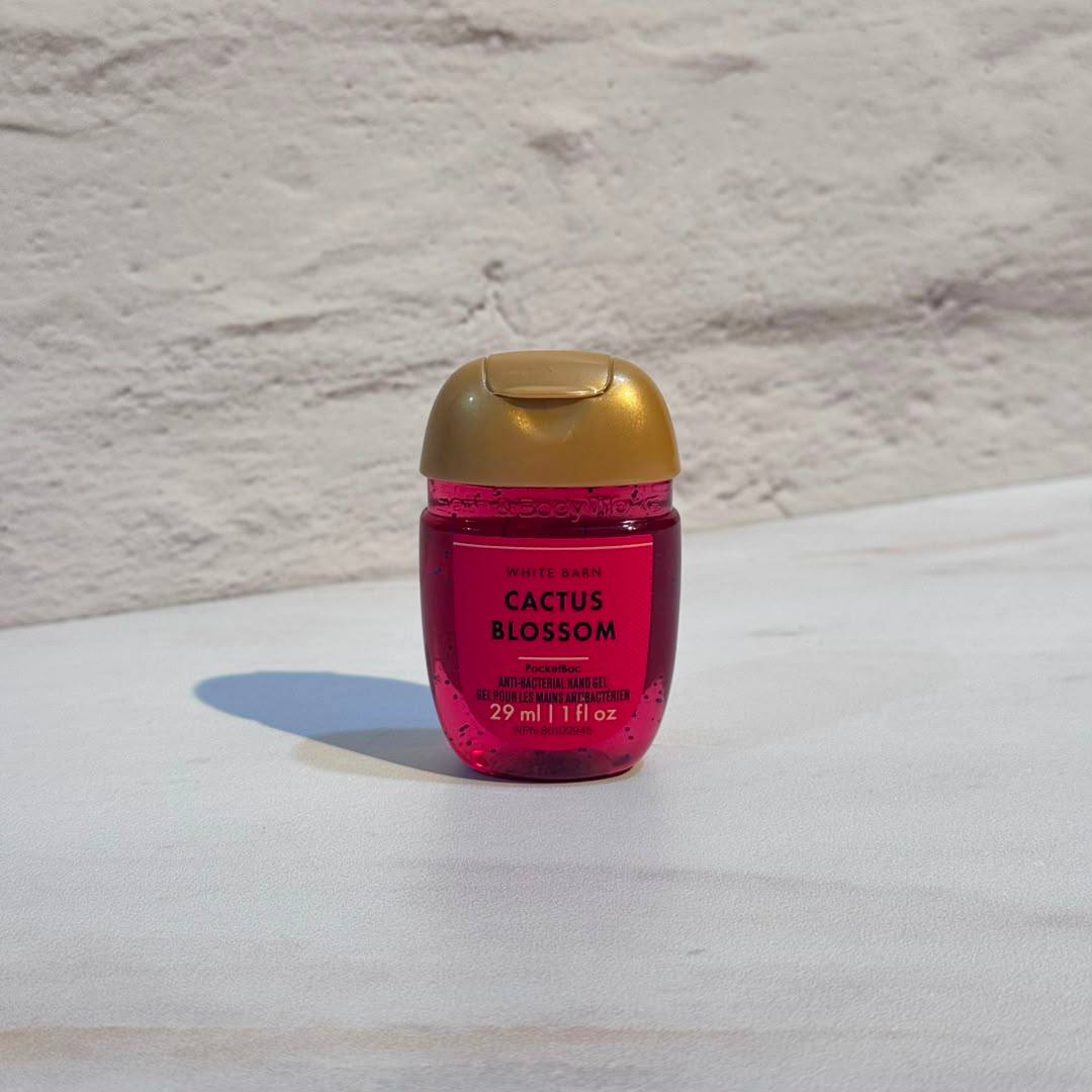 ژل و کرم ضدعفونی و خوشبو کننده دست بث اند بادی  BATH &amp; BODY WORKS ANTI-BACTRIAL HAND GEL And Moisturizing - Cactus Blossom
