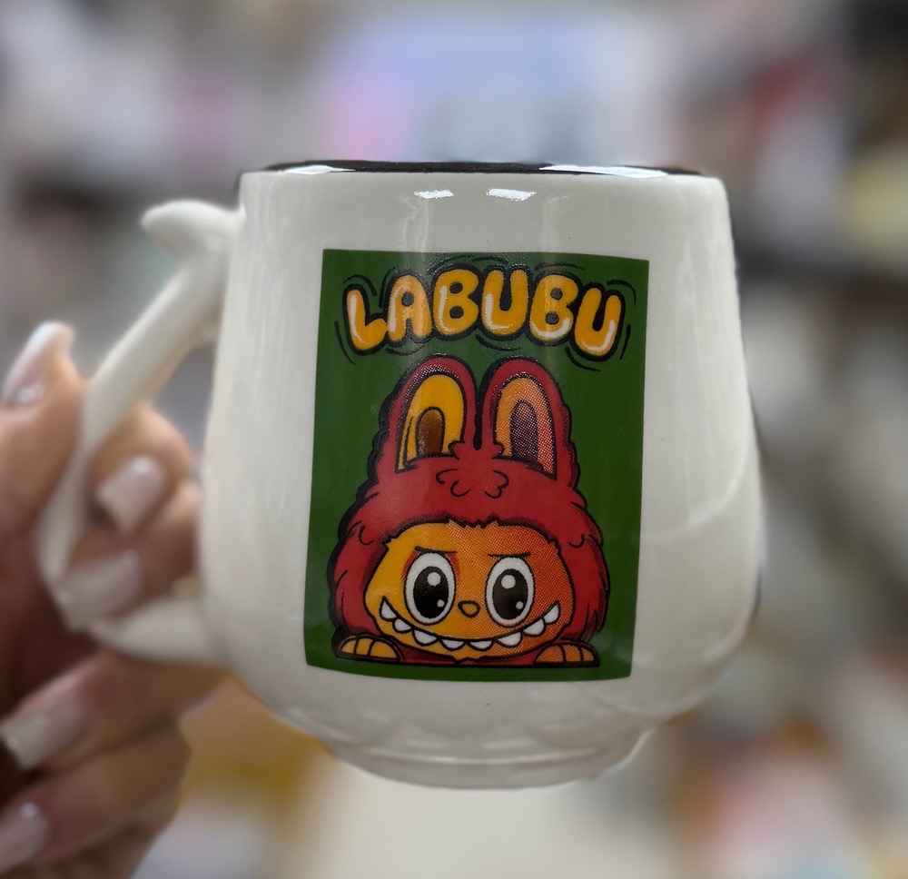 ماگ لب مشکی لبوبو