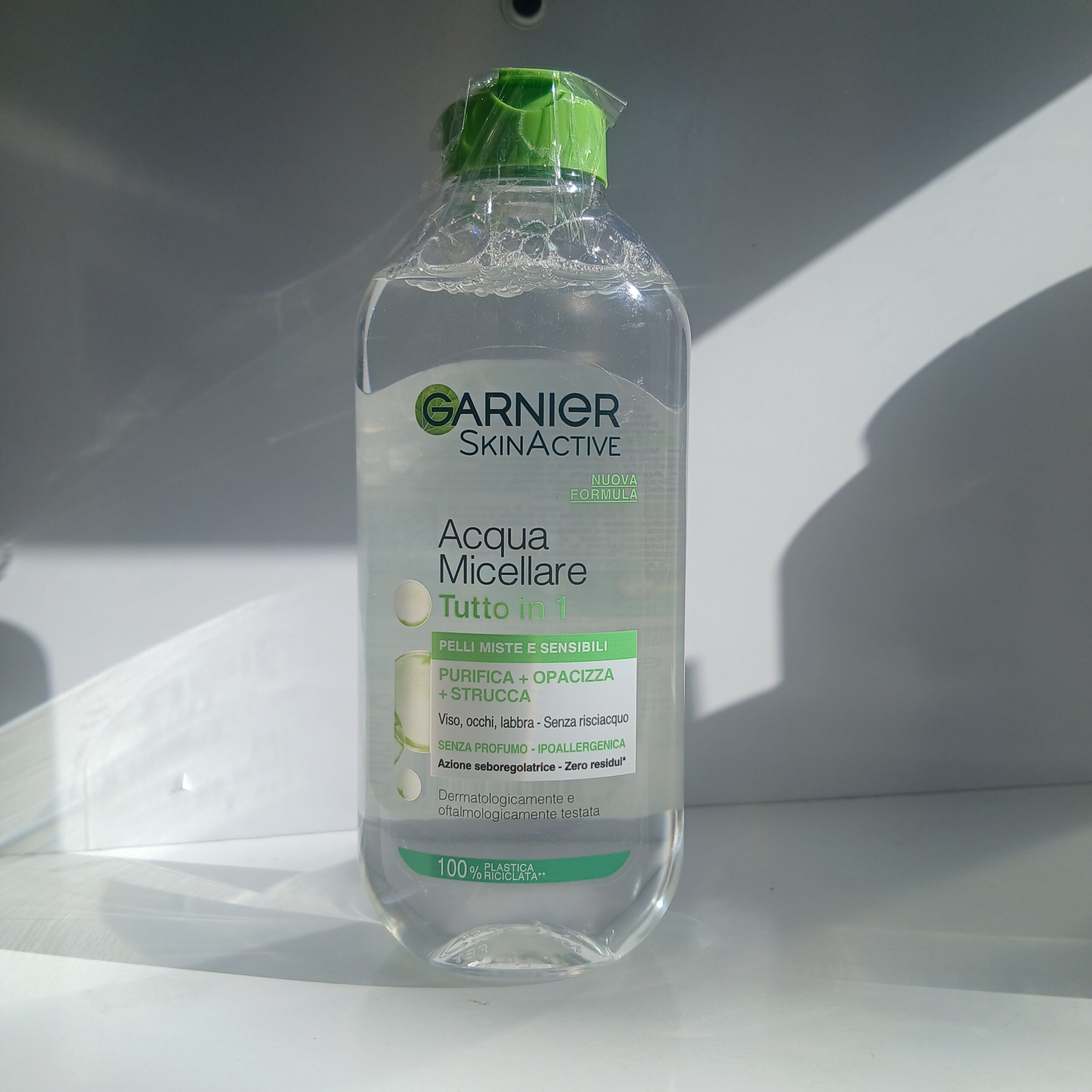 میسلار واتر گارنیرGarnier Micellar Cleansing Water