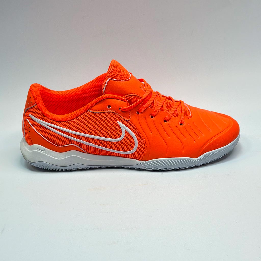 nike tiempo legend