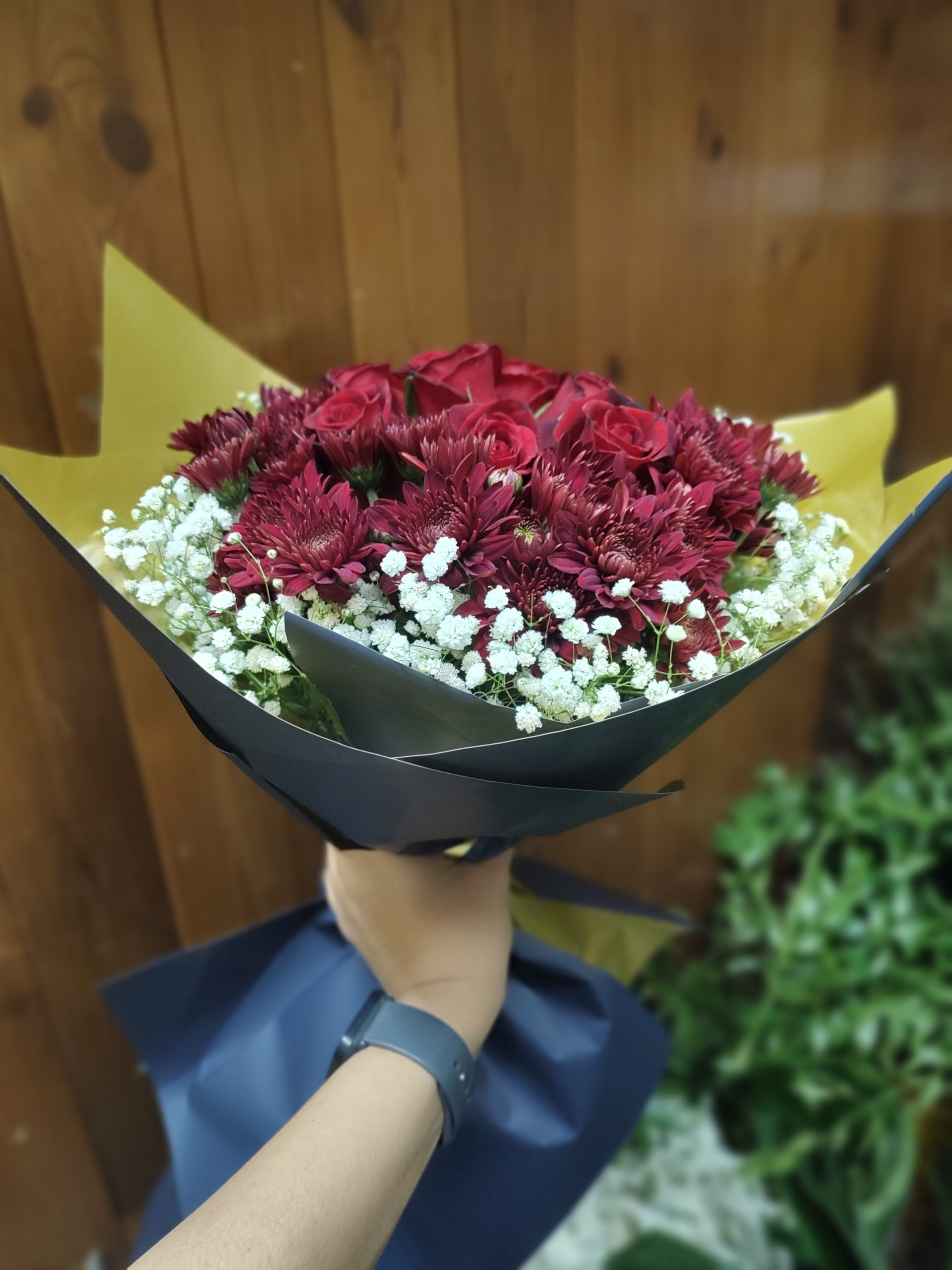 دسته گل بزرگ رز مناسب روز مادر - اصفهان