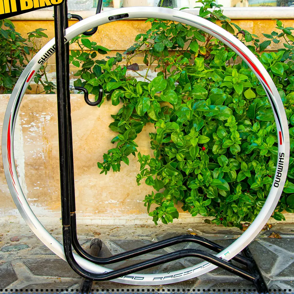 قیمت خرید طوقه Shimano WH-R561 دوچرخه حرفه ای مسابقات کورسی جاده تورینگ رده شیمانو 105 سایز 700C (622x15C) تعداد سوراخ پره اسپک 20 طراحی شده برای چرخ عقب آف ست / Shimano Rims Road Racing WH-R561 700C Road Racing Technology CL Double Butted Spoke Offset Rim Patented and Licensed by Krampera / اصل با ضمانت ©️ کمترین قیمت عمده بازار / گارانتی بازگشت وجه 7 روز/ ساخت مالزی