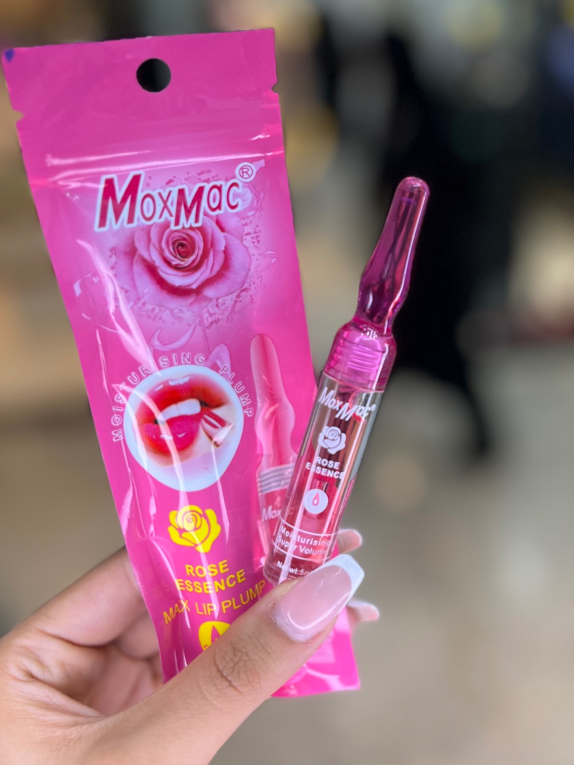 لیپ گلاس حجم‌دهنده MAX MAC مدل rose essence