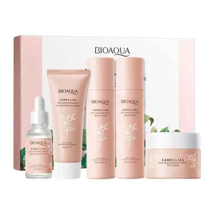 ست روتین پوستی مرطوب کننده و آنتی اکسیدان کاملیا بیوآکوا BIOAQUA