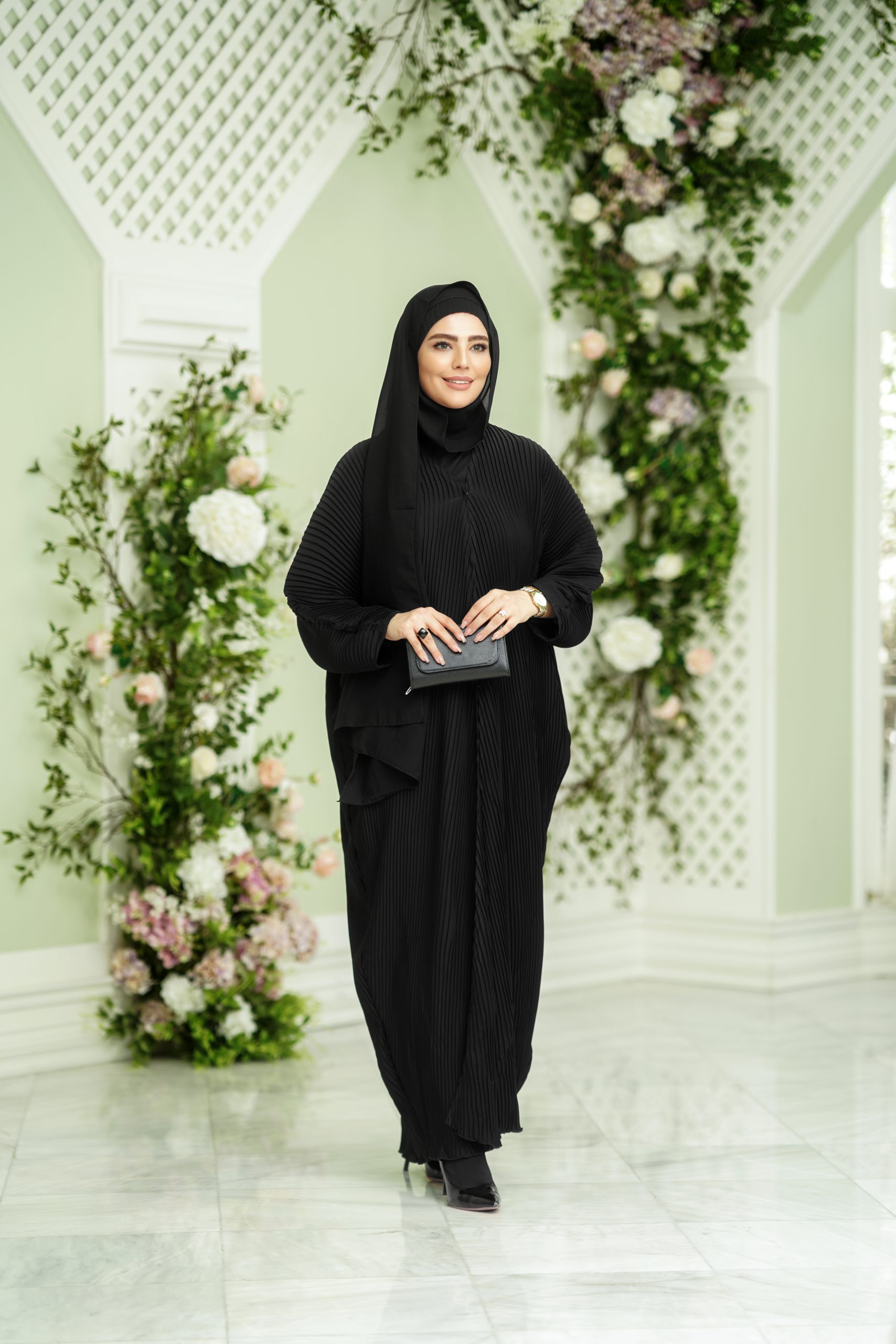 مانتو پلیسه اماراتی