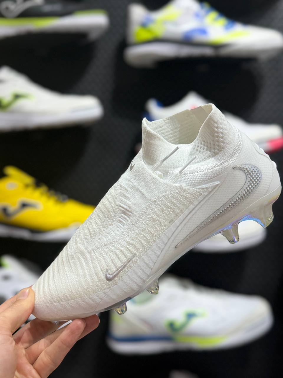 کفش فوتبال ساقدارنایک فانتوم جی ایکس Nike Phantom GX 6