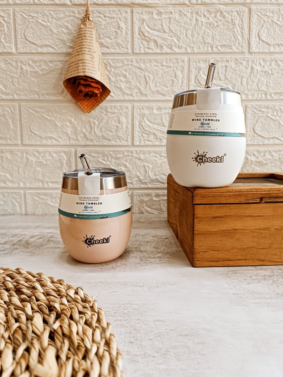 ماگ استیل cheeki - نی دار - درب دار
