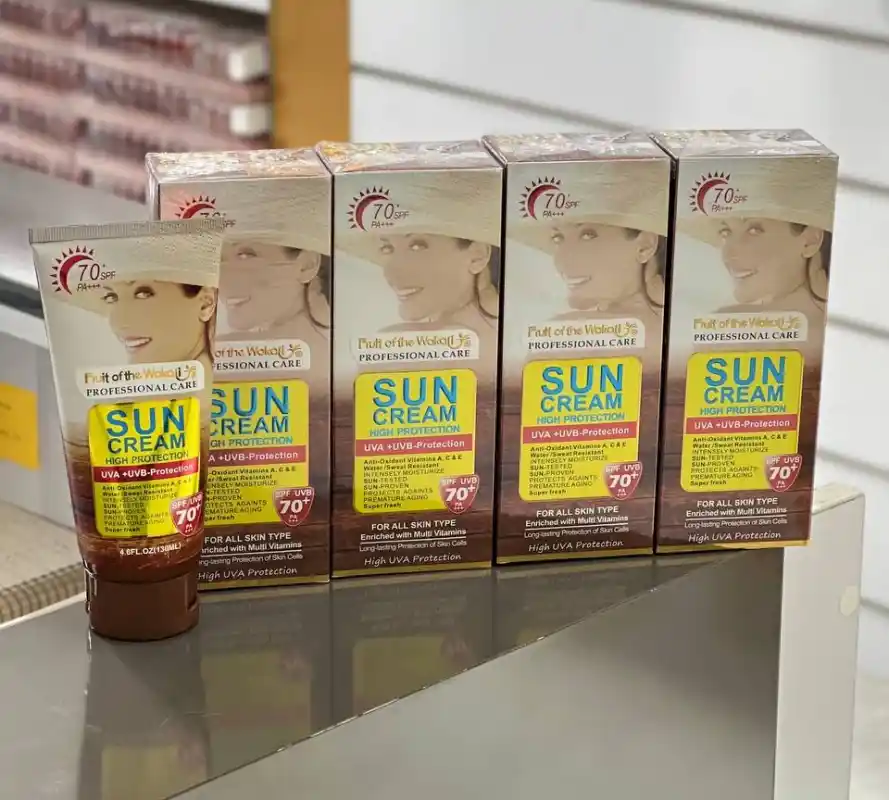کرم ضد آفتاب SPF70 وکالی Wokali