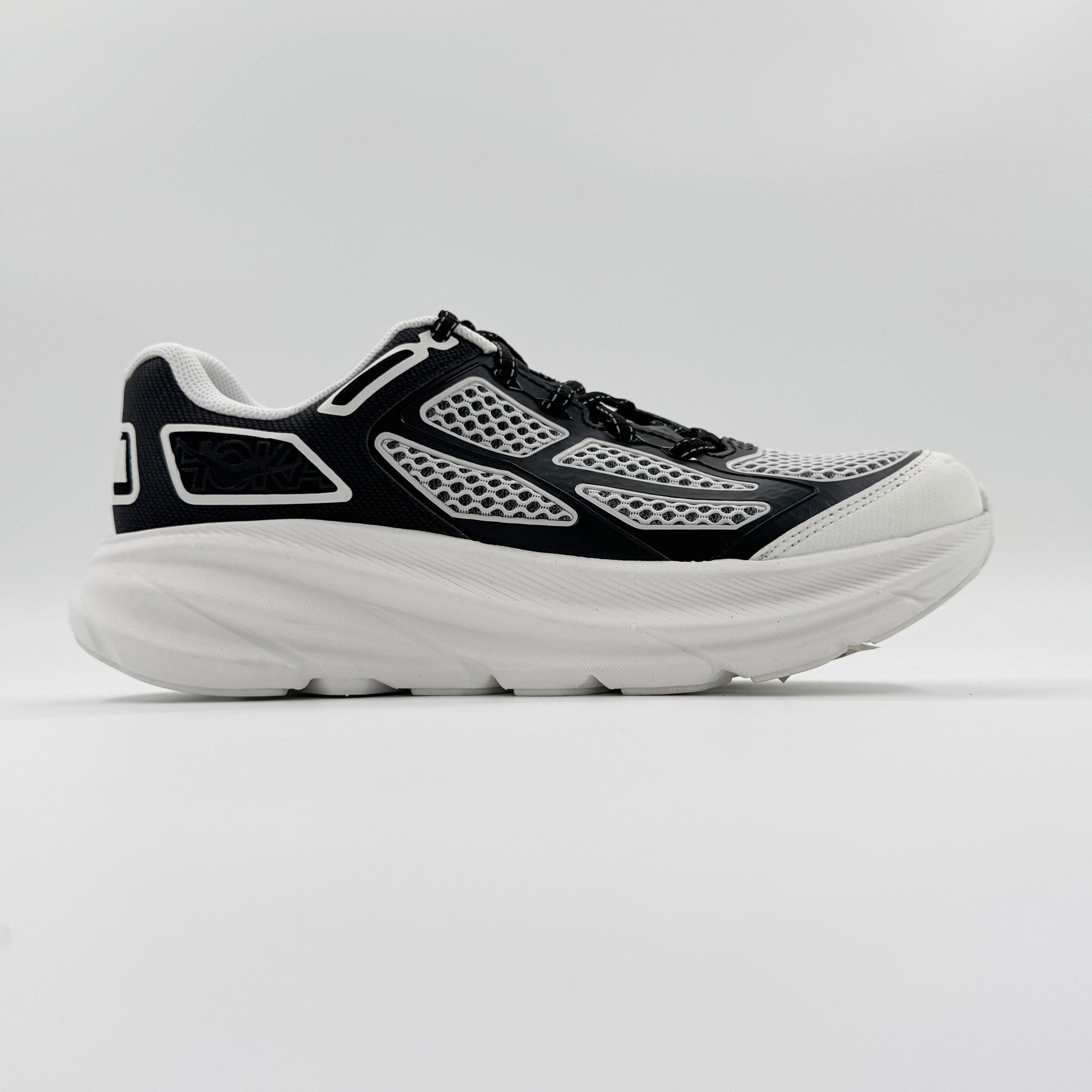 هوکا کلیفتون HOKA CLIFTON ONE 9 مدل 1155370BKPR