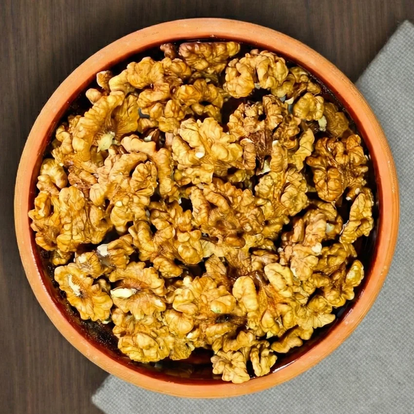 مغز گردو ایرانی دو پر آذرشهر
