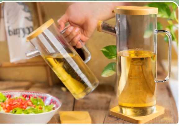 روغنریز نشکن زیرهدار | بطری روغن پلاستیکی مقاوم و ضدچکه