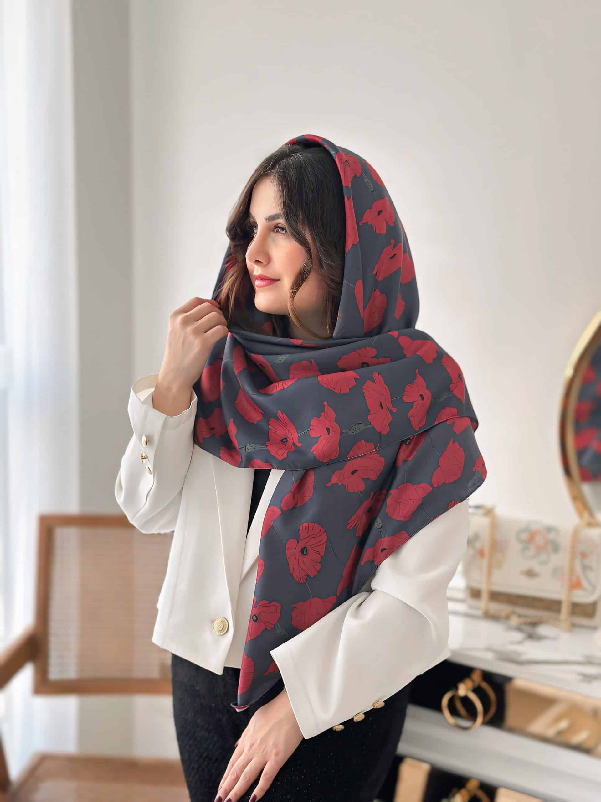 روسری نخی گل شقایق Linda | روسری جذاب و کلاسیک