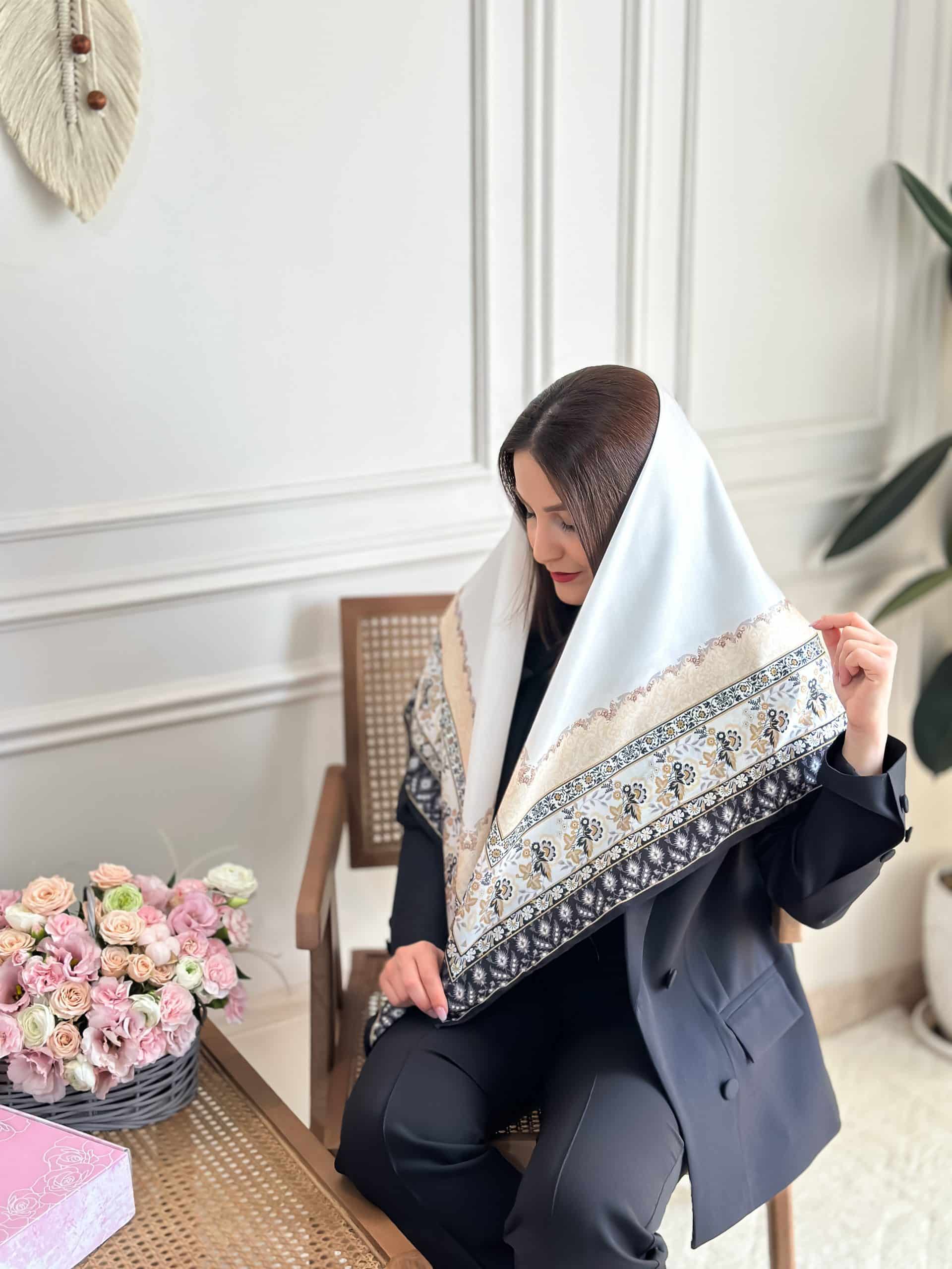 روسری ابریشمی Golden