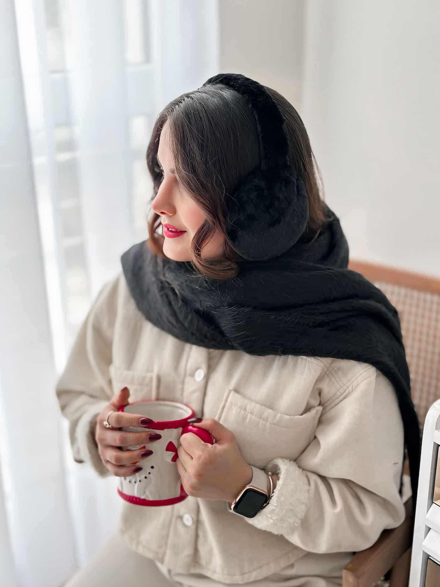 گوشگیر زمستانی black