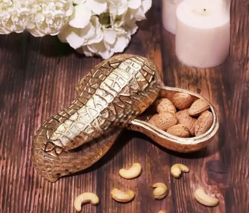 شکلات خوری طرح بادومزمینی