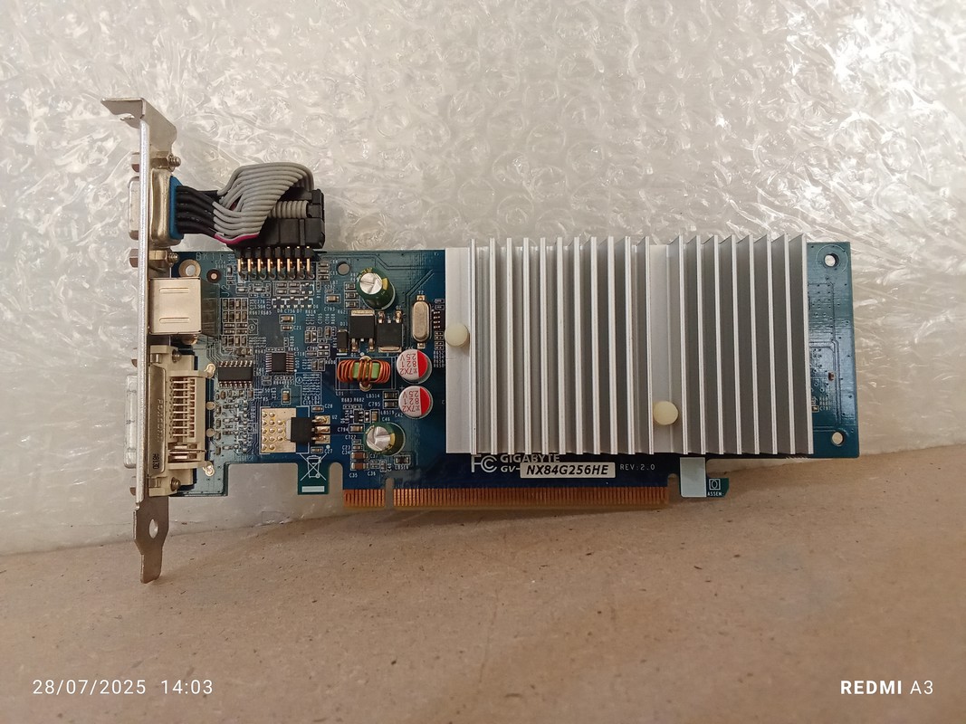 کارت گرافیک256 مگ گیگابایت مدلGF8400GS(استوک)
