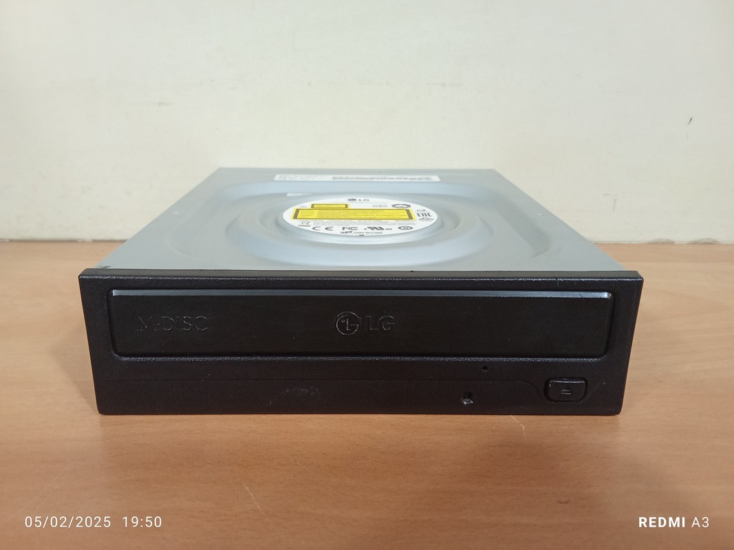 دی وی دی رایتر LG مدلGH24NS-D1