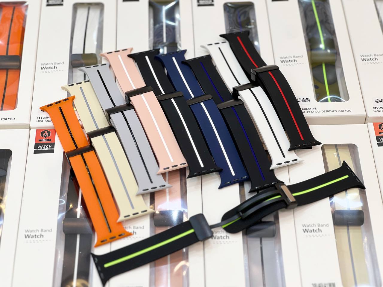بند سیلیکونی اپل واچ خط دار مدل مگنتی مناسب سایز 38/40/41mm – 42/44/45/49mm