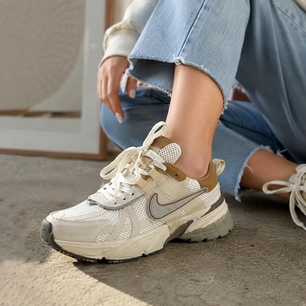 کتونی زنانه Nike مدل V2K رنگ موکا (hm) کد SH469