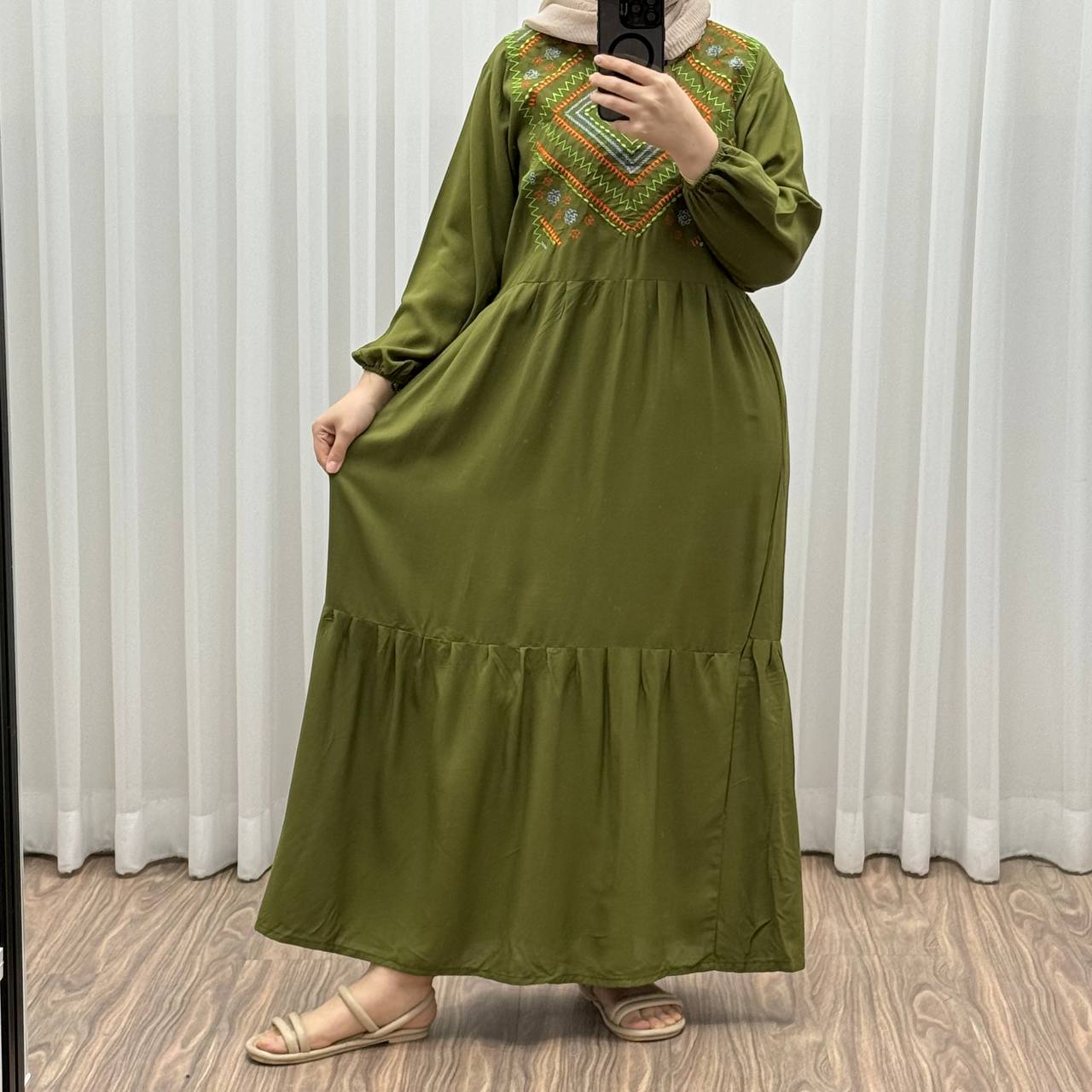 ساحلی کیمونو گلدوزی کد 1203 - سبز زیتونی