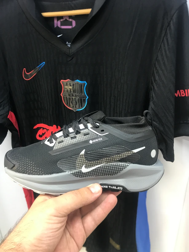 کتونی نایک پگاسوس تریل 5 جی تی ایکس سایز 37 تا 40 مشکی طوسی NIKE PEGASUS TRAIL 5