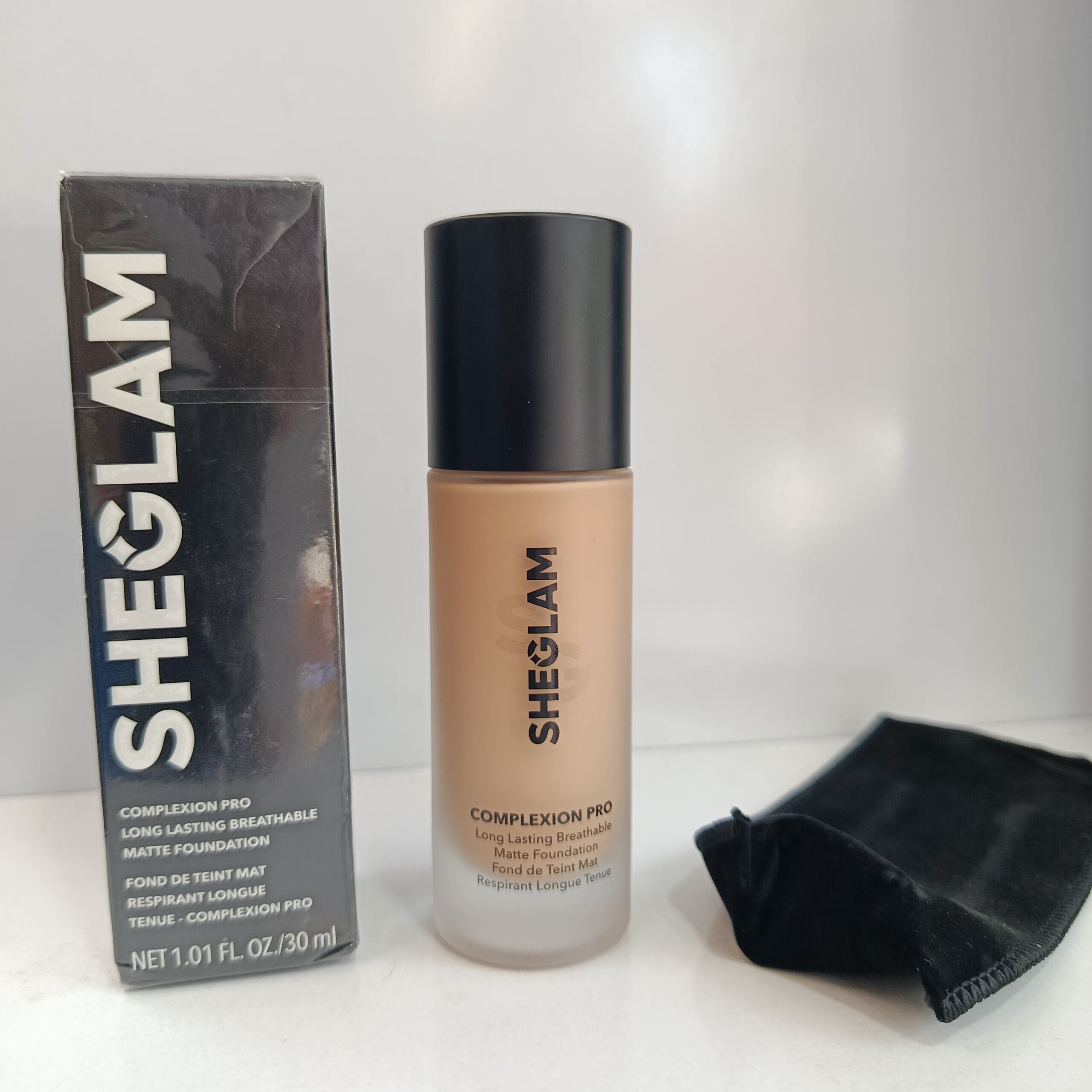 کرم پودر مات شیگلم رنگ warm vanilla