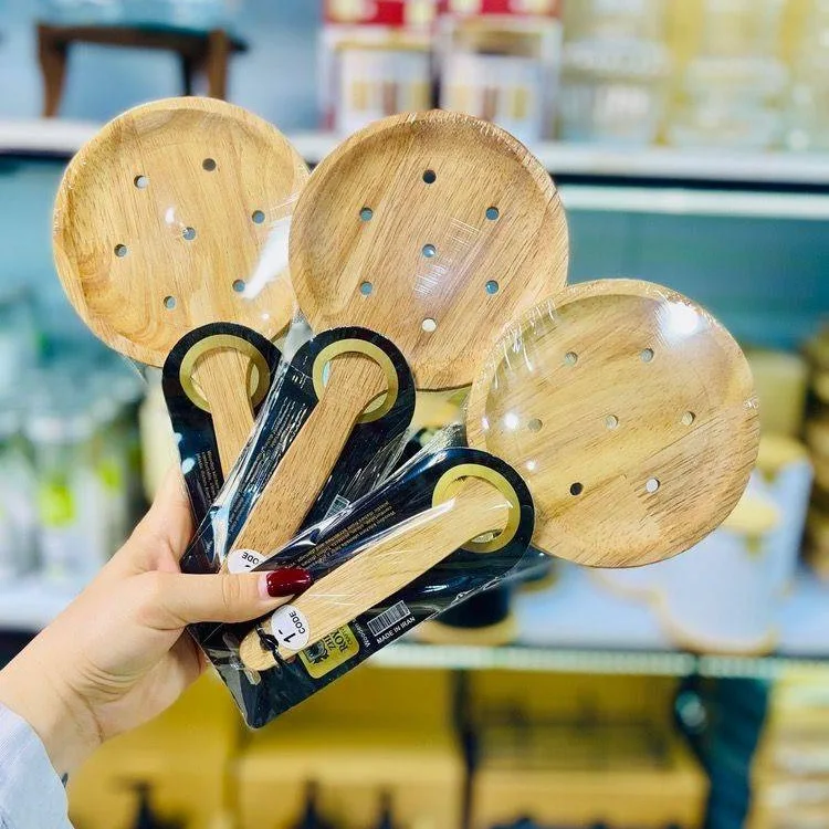 کفگیر سوراخدار کوتاه چوب رابر