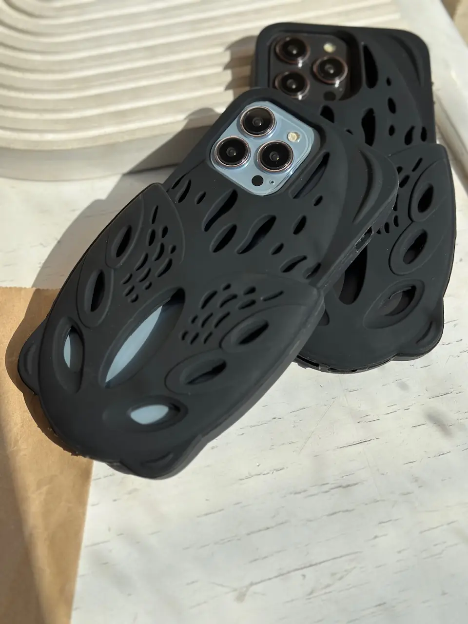 قاب yeezy سیلیکونی