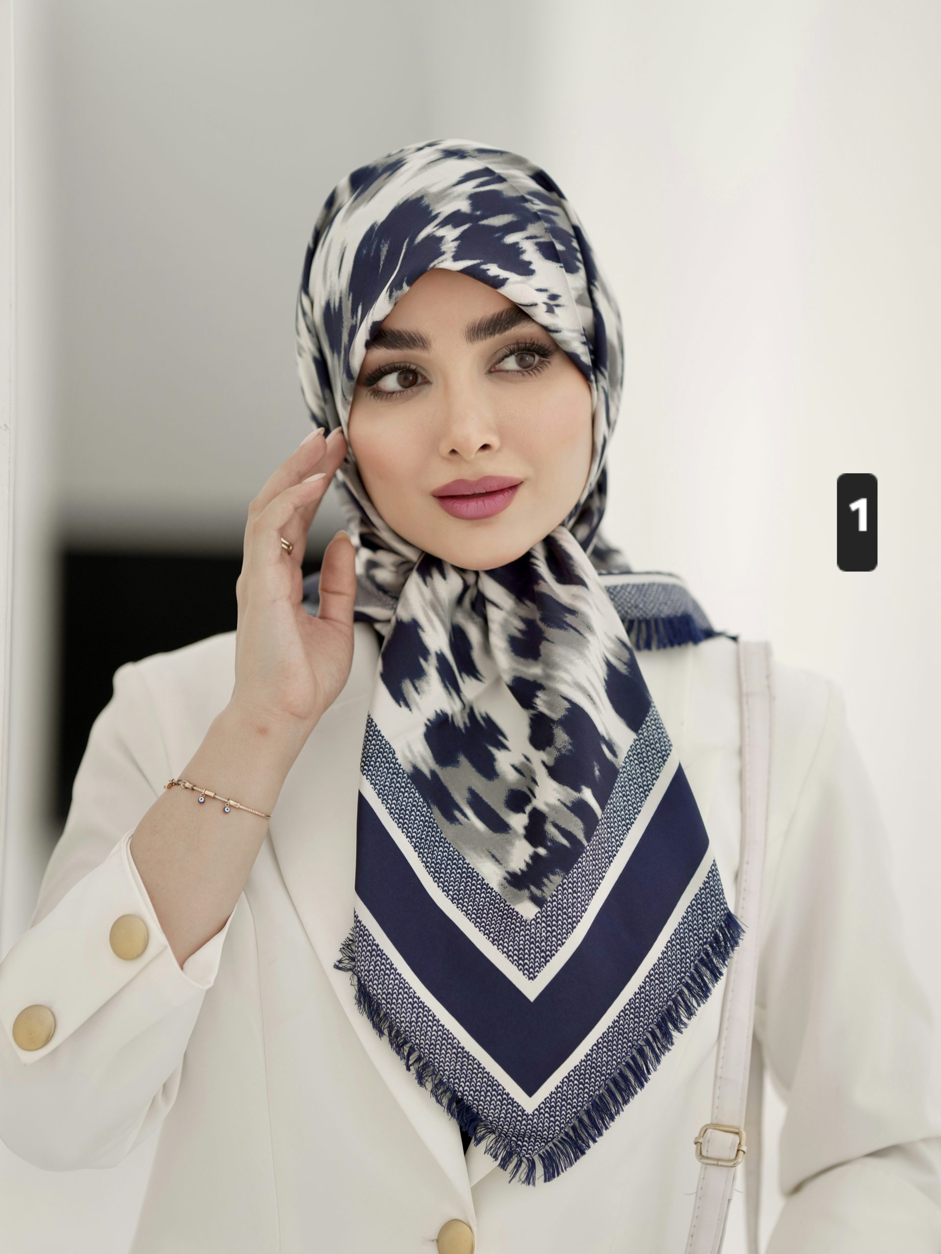 روسری ابریشم توییل طرح پلنگی کد ۱۰۸۵ - 1