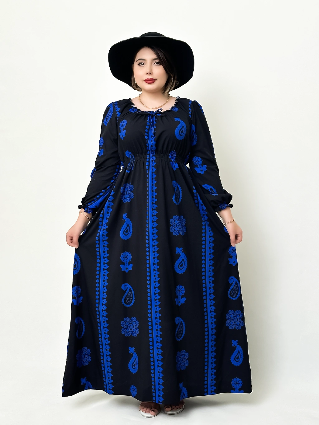 هەوری آبی مدل عروسکی