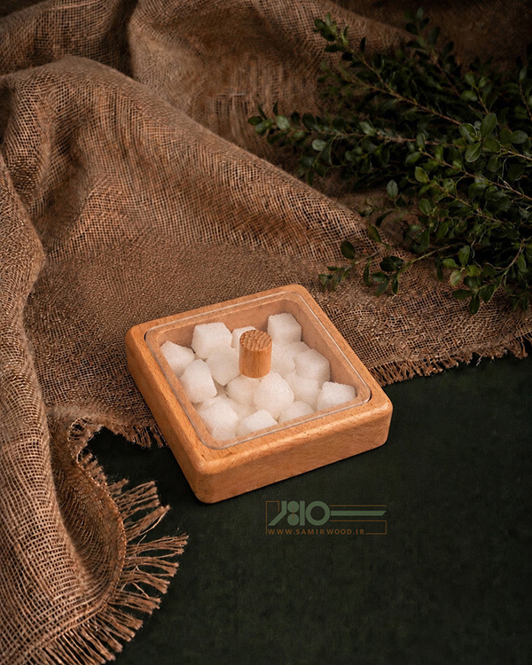 اردو خوری چوبی درب دار 00748