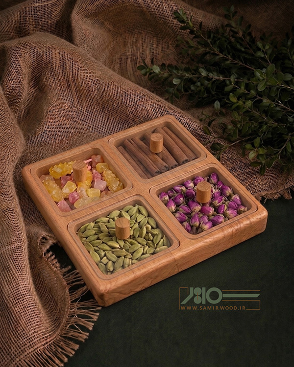 اردو خوری چوبی درب دار 00751