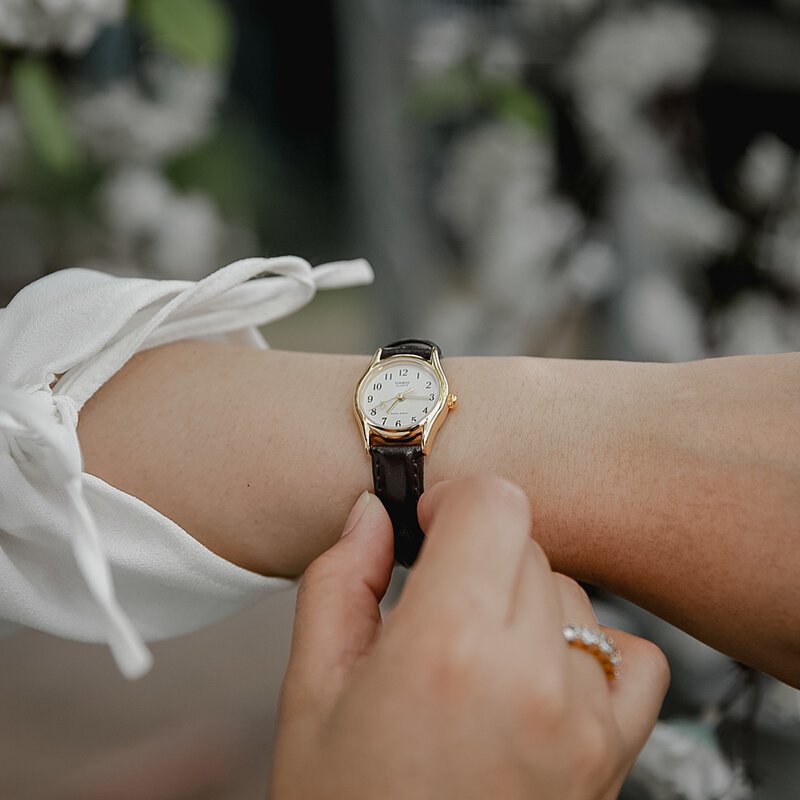 ساعت مچی زنانه کاسیو CASIO LTP-1094Q-7B2