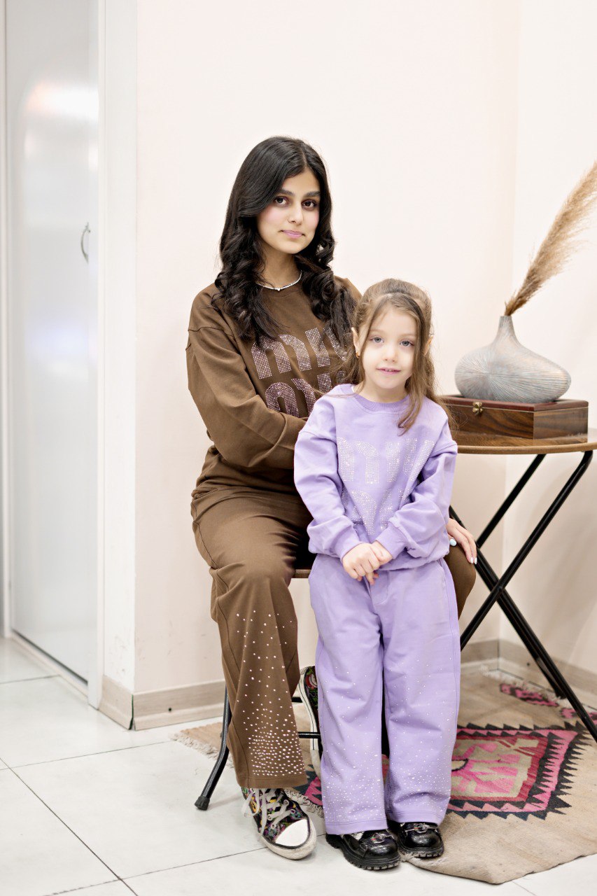 بلوز شلوار دخترانه نیم بگ نگین دار MIUMIU سایز 45تا70 کد 1005003