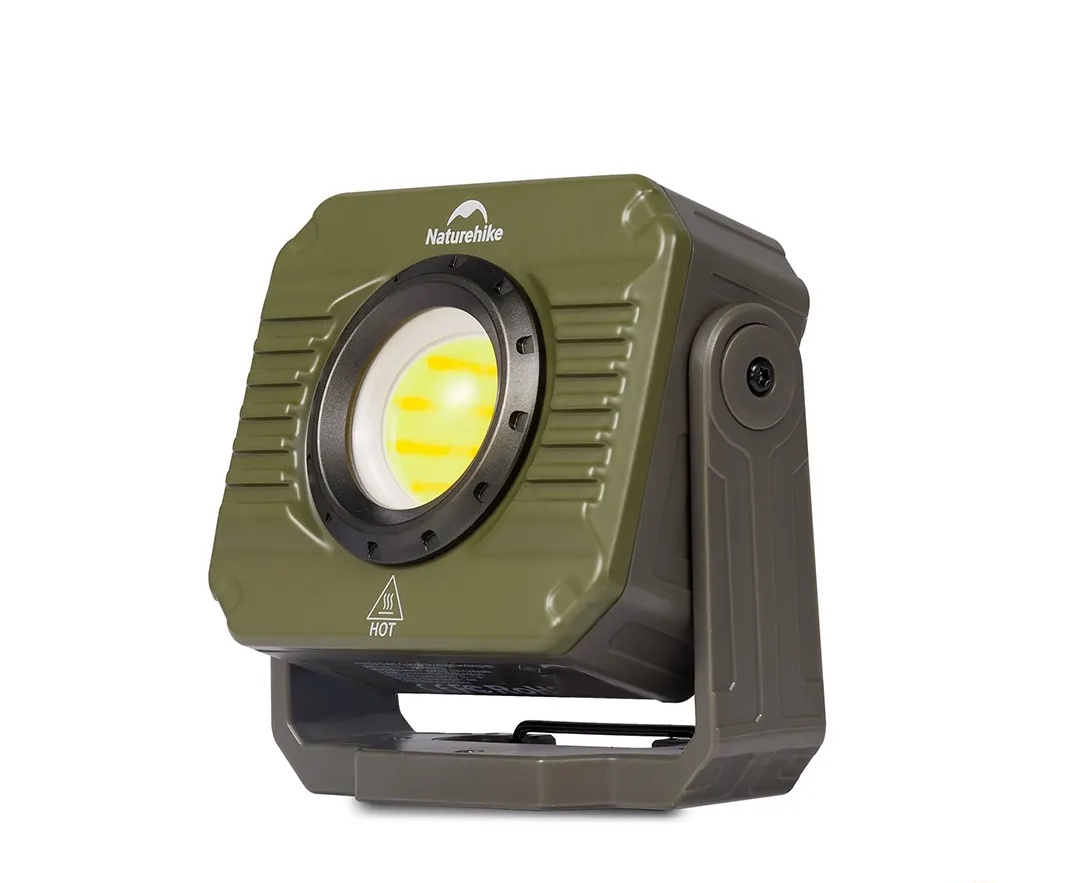 پروژکتور کمپینگ نیچرهایک مدل CNK2300012