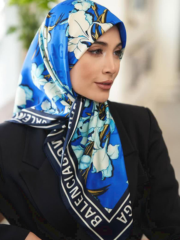روسری ابریشم توییل کد ۸۸۸