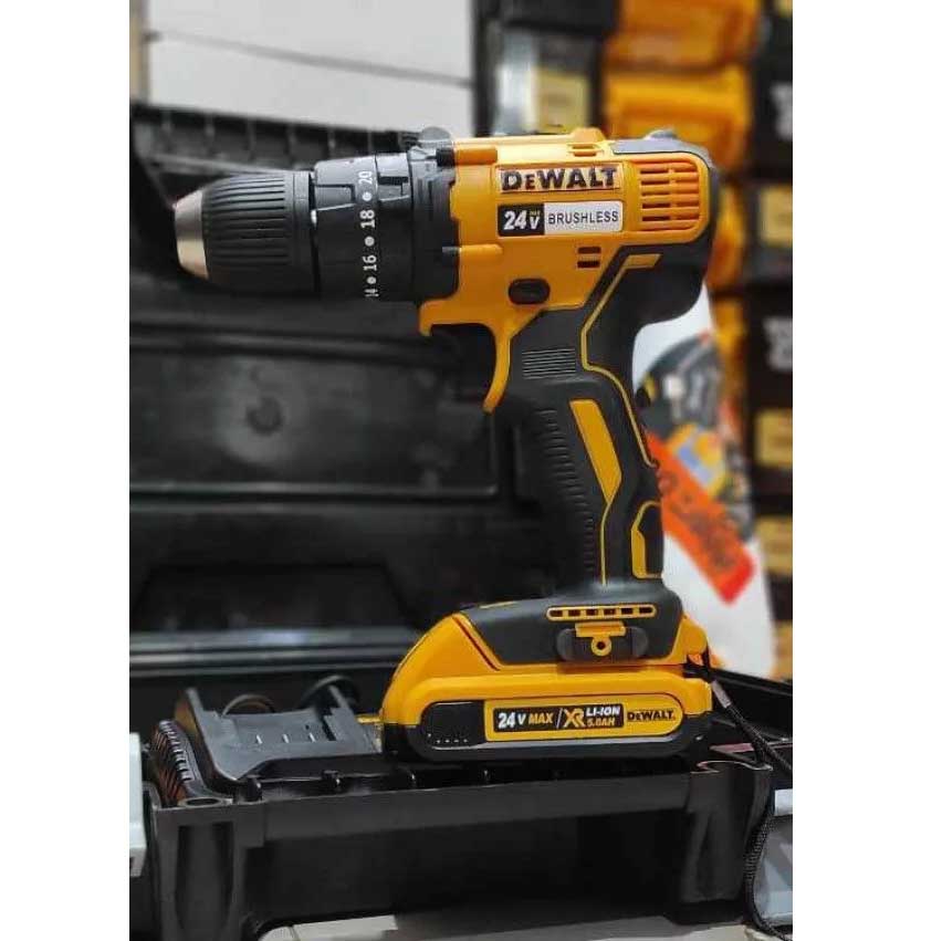 دریل شارژی 24 ولت دیوالت مدل DEWALT DCD701M