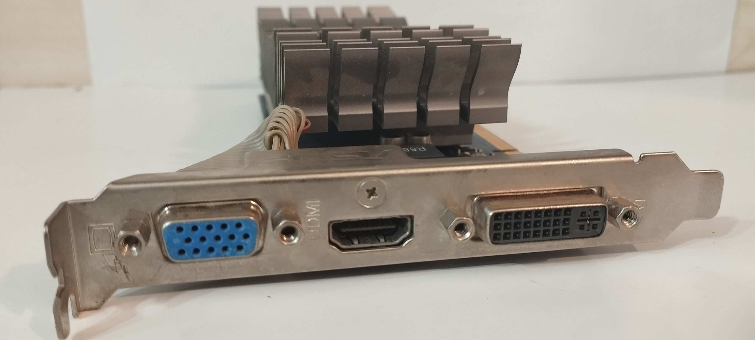 کارت گرافیک ASUS GeForce GT 610-SL-2GD3-L