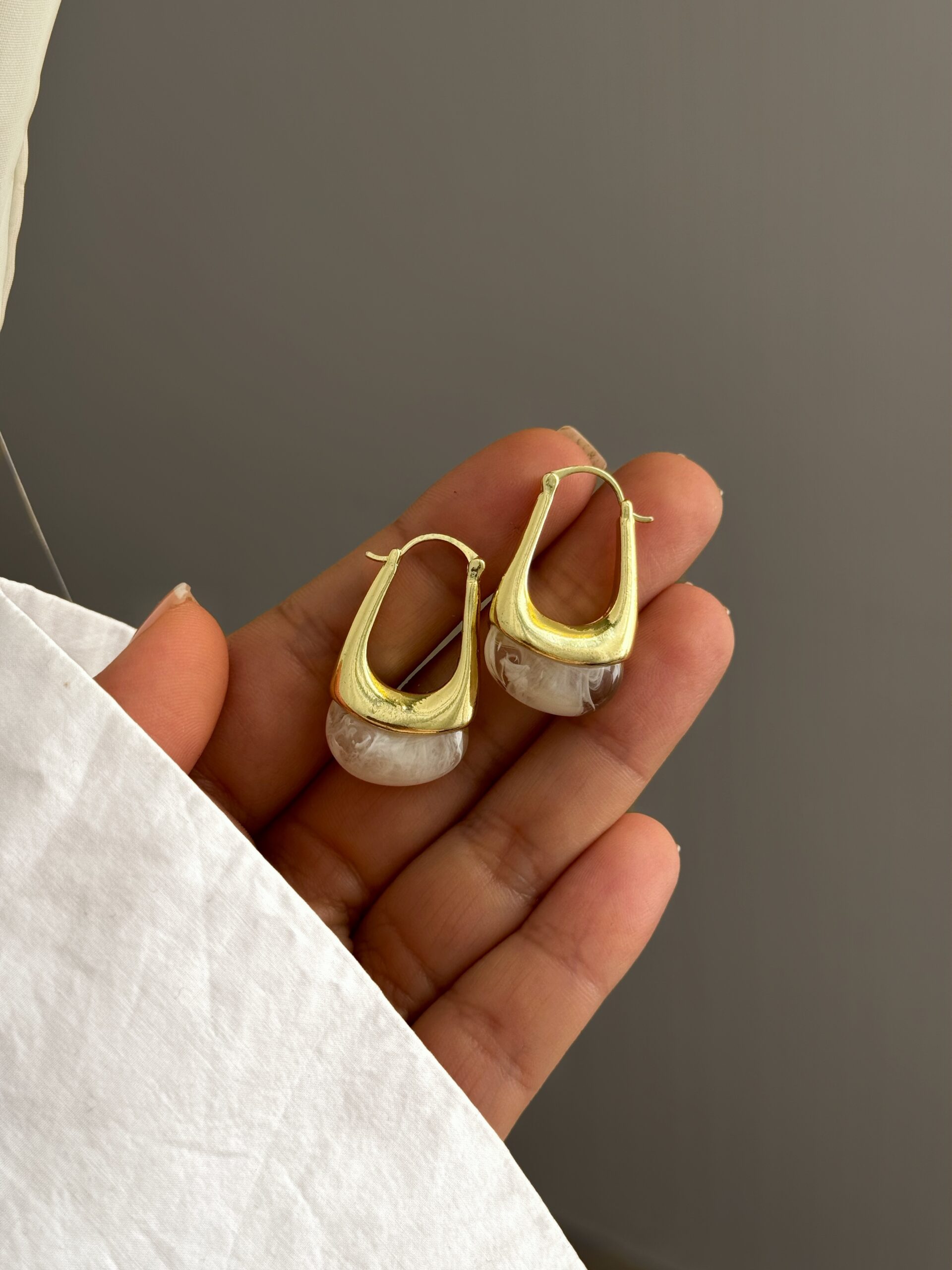 گوشواره مینیمال رزینی