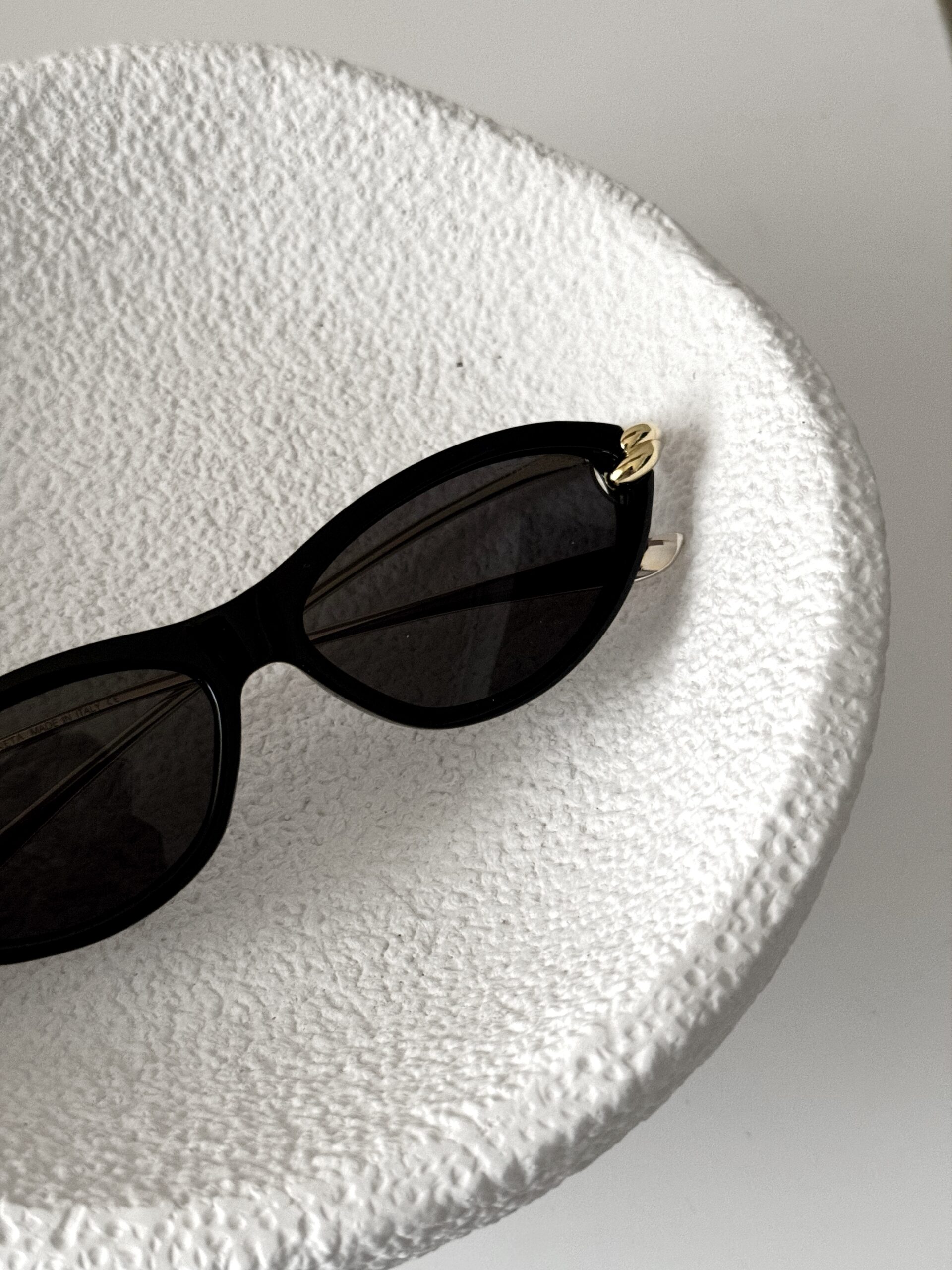 عینک آفتابی bottega veneta مدل knot