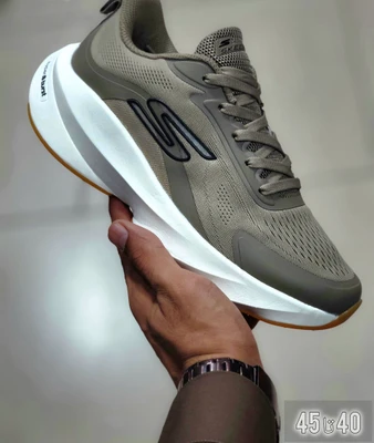 کتونی اسکیچرز قهوه ای بژ سایز 40 تا 45 SKECHERS