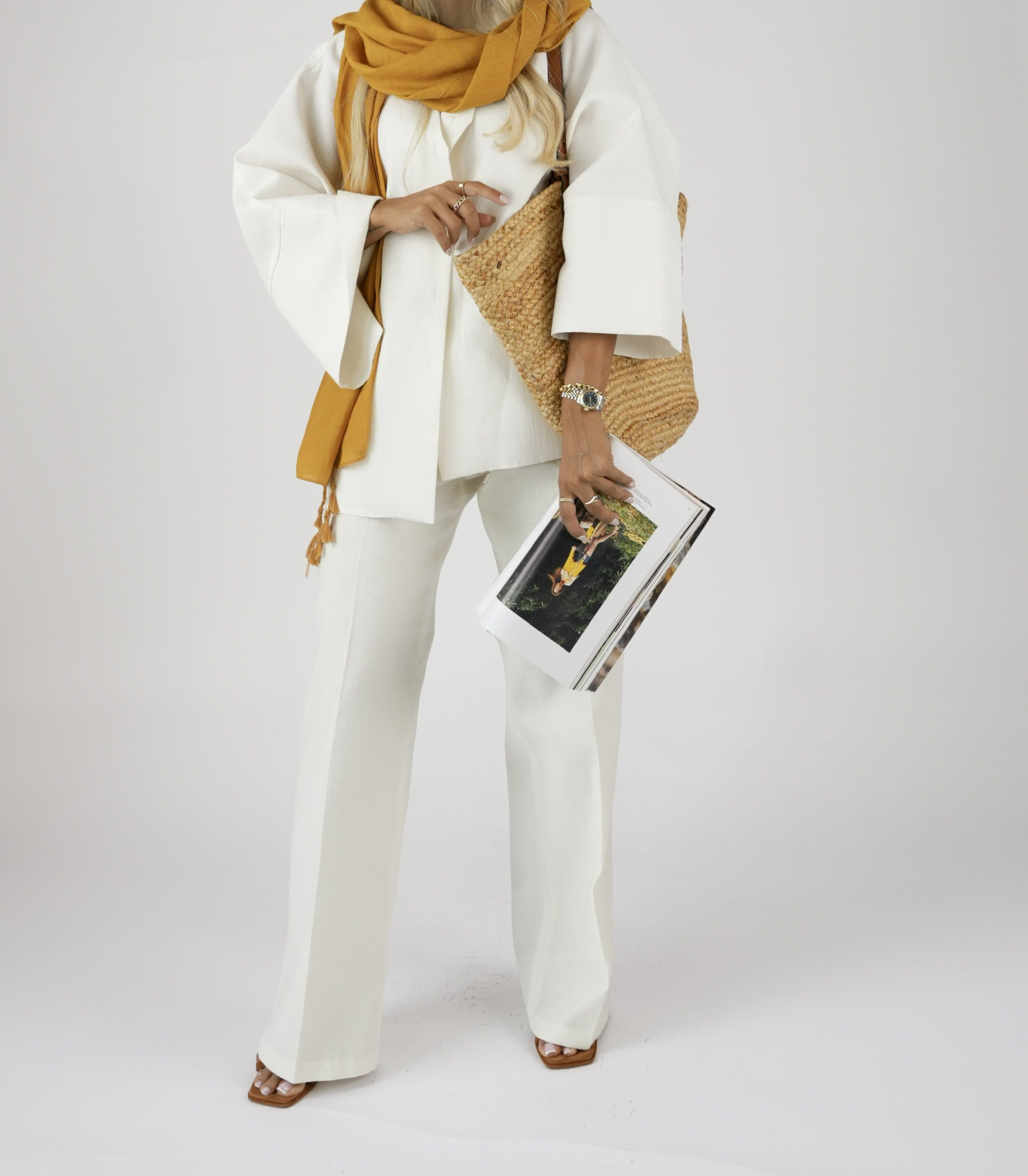 set barni white