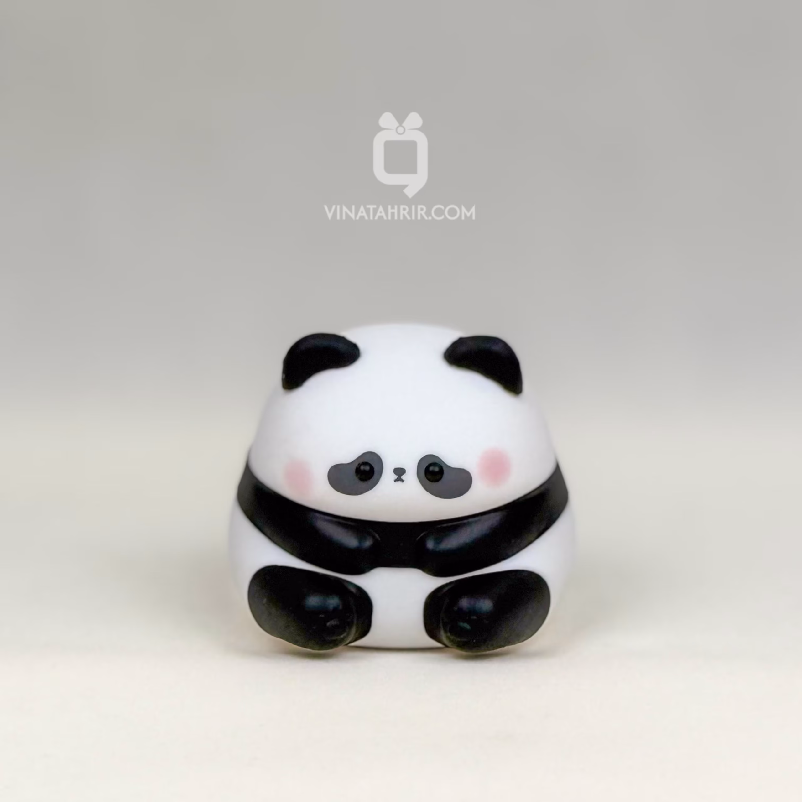 چراغ خواب سیلیکونی پاندا خجالتی (Shy Panda): شبخواب لمسی