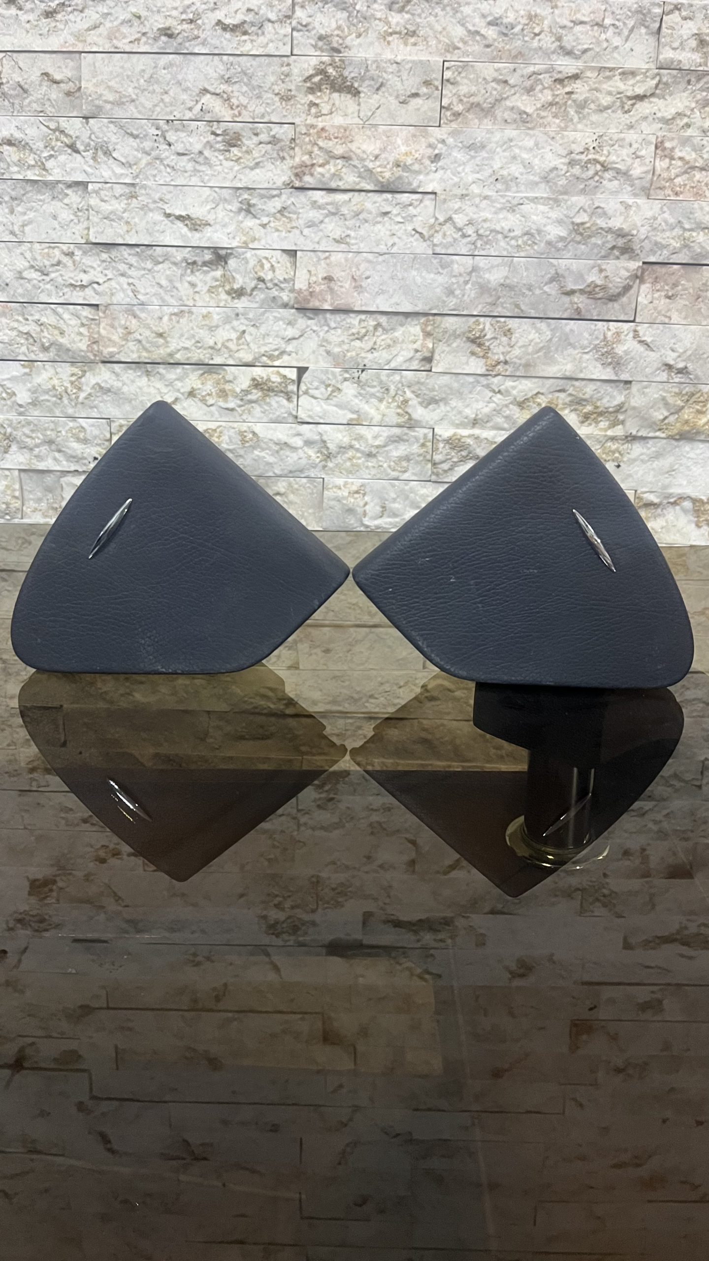 جاسیگاری در عقب مرسدس بنز E کلاس (اتاق W211) رنگ مشکی
