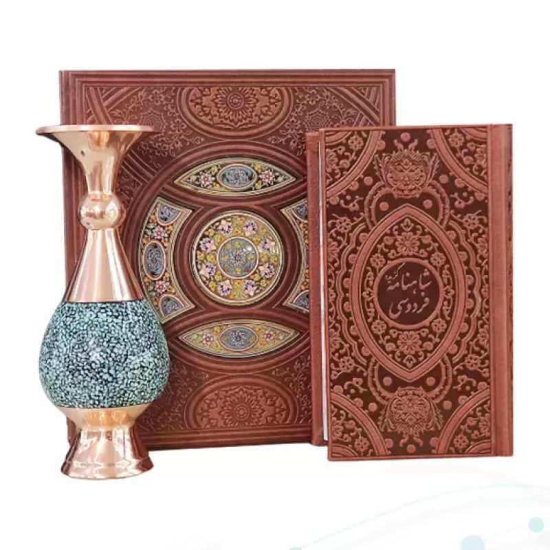 گزیده شاهنامه پالتویی چرم با گلدان فیروزه